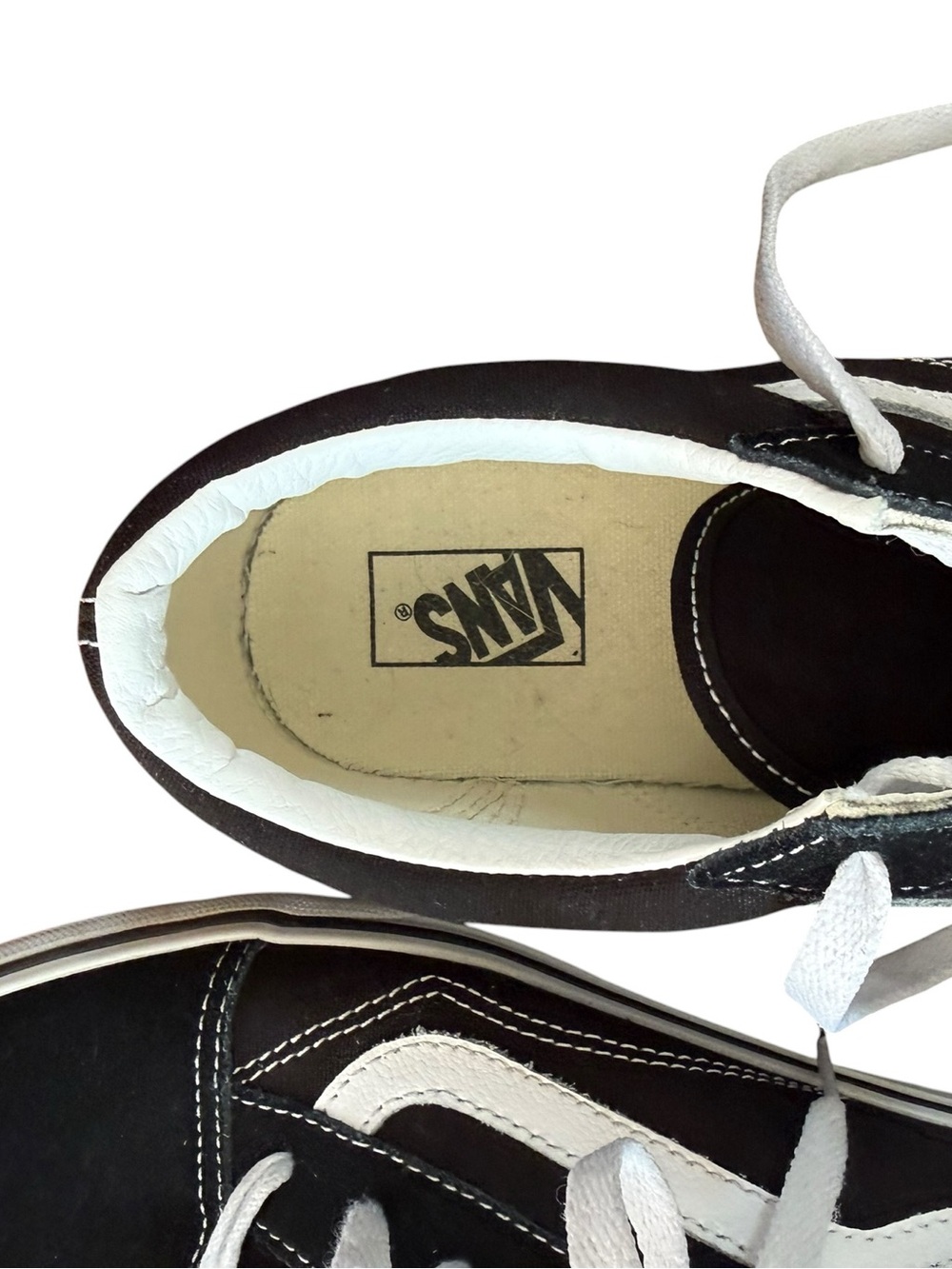 Vans Kids Black and White Old Skool Sneakers Worn Once e - Picture 6 of 6